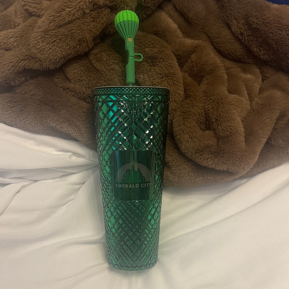 Starbucks Wicked Emerald City Green Tumbler with Straw